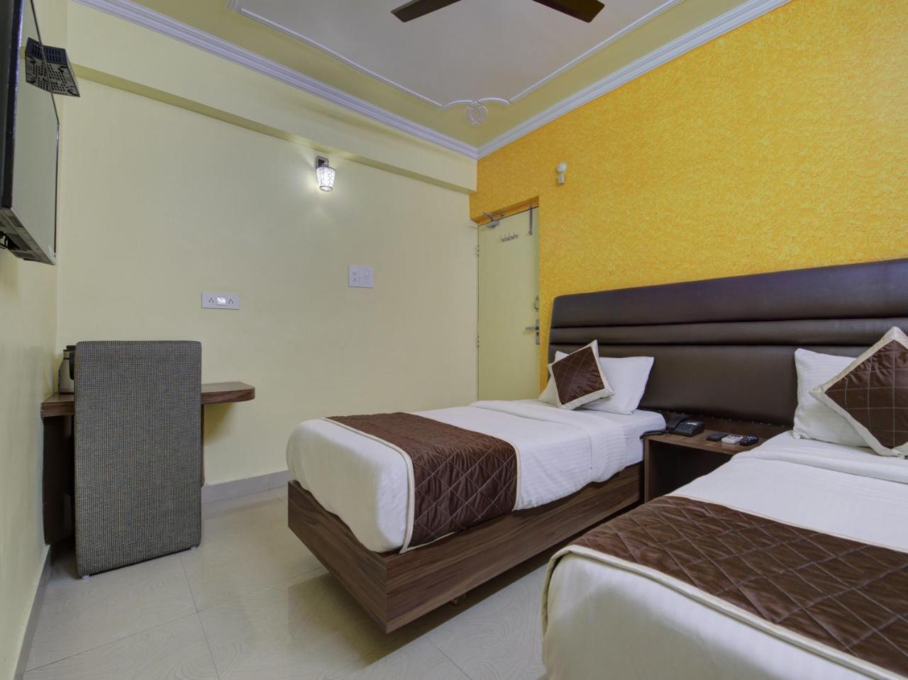 Oyo 9209 Hotel Garden Villa Патна Екстериор снимка